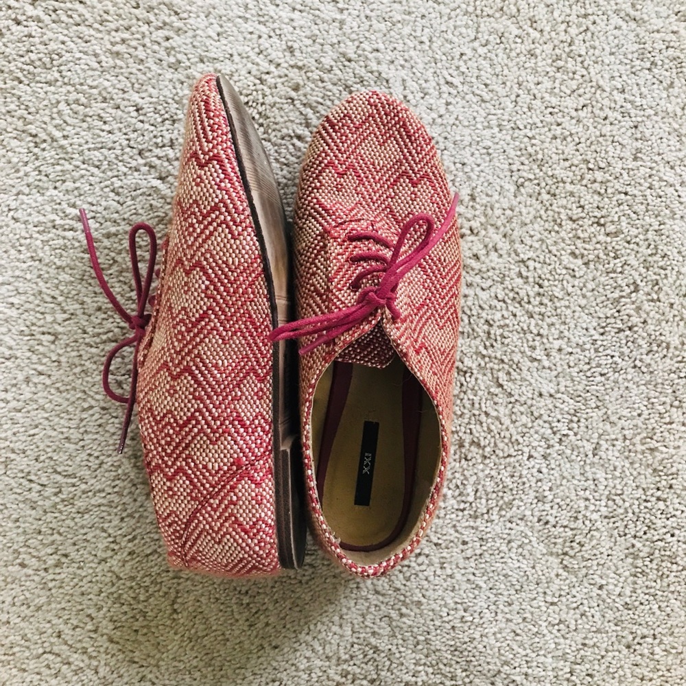 Lace up flat booties